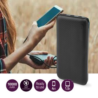 Powerbank 10000 mAh - Met deze powerbank kan je op iedere willekeurige locatie je telefoon opladen, ook als er geen stopcontact in de buurt is.