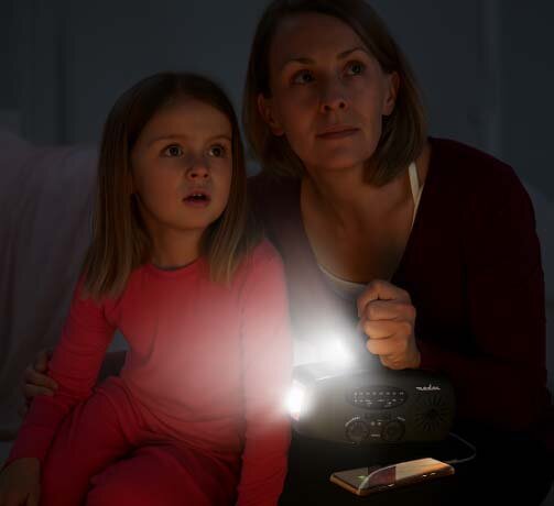 Bijzonder complete Radio / Noodradio - FM / KG op Zonne energie / Handslinger / Oplaadbaar + zaklamp + powerbank