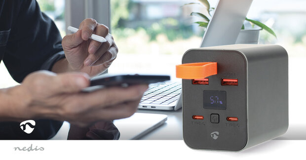 Powerbank 30000 mAh | 1.5 / 2.0 / 3.0 / 5.0 A | Outputs: 4 | Output: 2x USB-A / 2x USB-C™ | Inputs: 1x USB-C™ | PD3.0 100W / QC3.0 | Lithium-Polymeer | Display