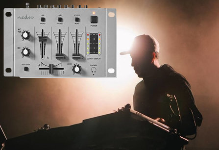 DJ-Mixer | 3 Stereokanalen | Crossfader | Talkover-Functie DJ-Mixer | 3 Stereokanalen | Crossfader | Talkover-Functie